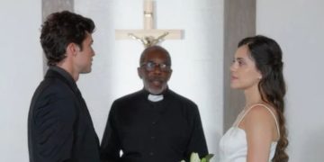 Novela de capítulos de um minuto para ser vista no celular tem mais de 300 milhões de visualizações