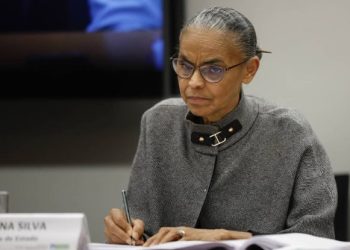 Artigo: A doença infantil da teocracia, de Muniz Sodré