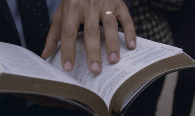 ‘Apocalipse nos Trópicos’, novo filme dirigido por Petra Costa, acerta ao se aproximar de Silas Malafaia