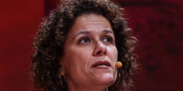 Flip anuncia crítica literária Rita Palmeira como curadora em 2026