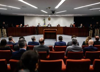 STF condena Bolsonaro a 27 anos e 3 meses de prisão por trama golpista