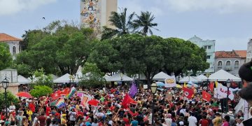 Ato contra anistia e PEC da ‘bandidagem’ reúne centenas no centro de São Luís