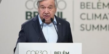 O chefe da ONU afirma na cúpula da COP30 que não atingir a meta climática de 1,5°C é uma falha moral