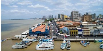 Presidente Lula transfere temporariamente capital do Brasil para Belém