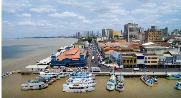 Presidente Lula transfere temporariamente capital do Brasil para Belém