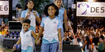 Prefeitura de Fortaleza vai distribuir tênis para alunos da rede de ensino