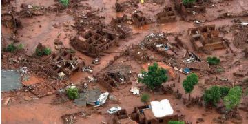 Justiça britânica condena BHP por desastre de barragem de Mariana