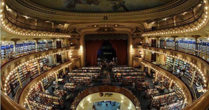 Considerada a livraria ‘mais bonita do mundo’, Ateneo, em Buenos Aires, faz 25 anos