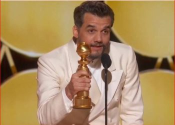 Wagner Moura recebe o Globo de Ouro de melhor ator por filme de drama por 'O Agente Secreto' - Reprodução