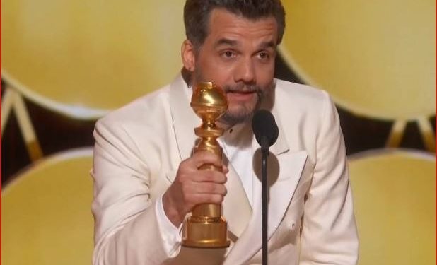 Wagner Moura recebe o Globo de Ouro de melhor ator por filme de drama por 'O Agente Secreto' - Reprodução