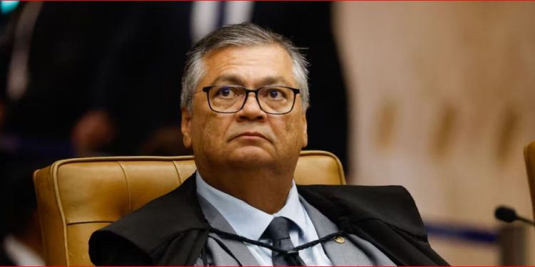 Dino assume investigação de homicídio após ver paralelo entre crime e indicações para tribunal do MA