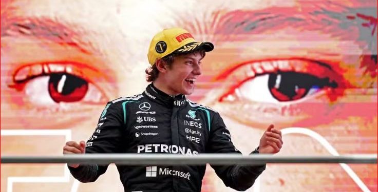 Kimi Antonelli vence GP da China e se torna segundo mais jovem na história do podium da F1