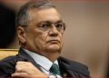 Dino pede apuração sobre emendas para filma sobre Bolsonaro