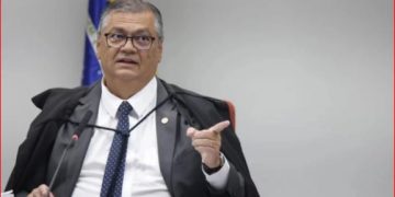 Dino autoriza que PF acesse dados de operação contra produtora de filme sobre Bolsonaro