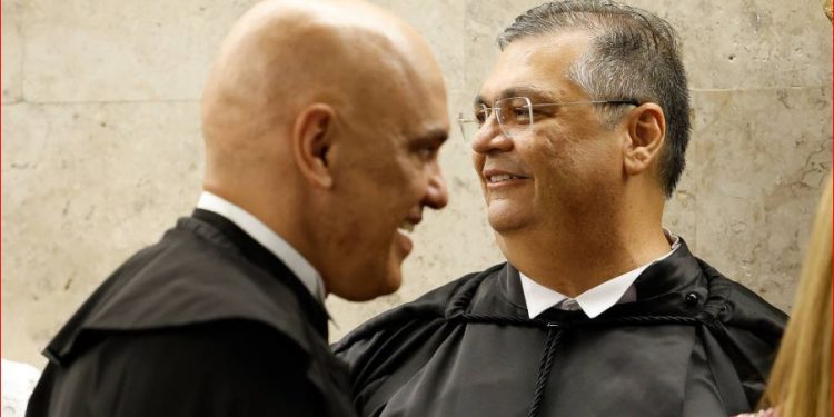 Dino e Moraes ficam isolados no STF em defesa de retomada da exigência do diploma de jornalistas