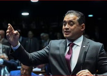 Polícia Federal mira senador Weverton Rocha em nova fase da Operação Sem Desconto